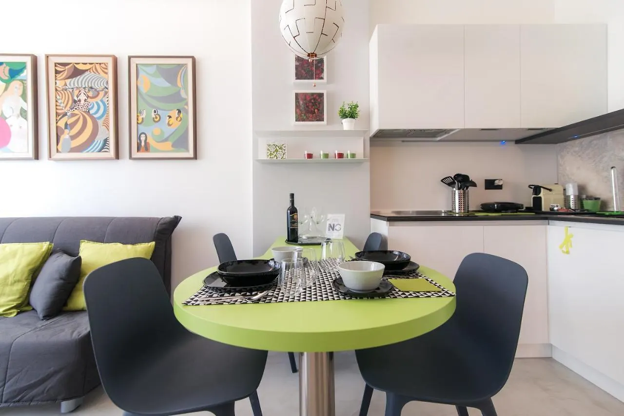 Ng Apartment - Downtown 코모