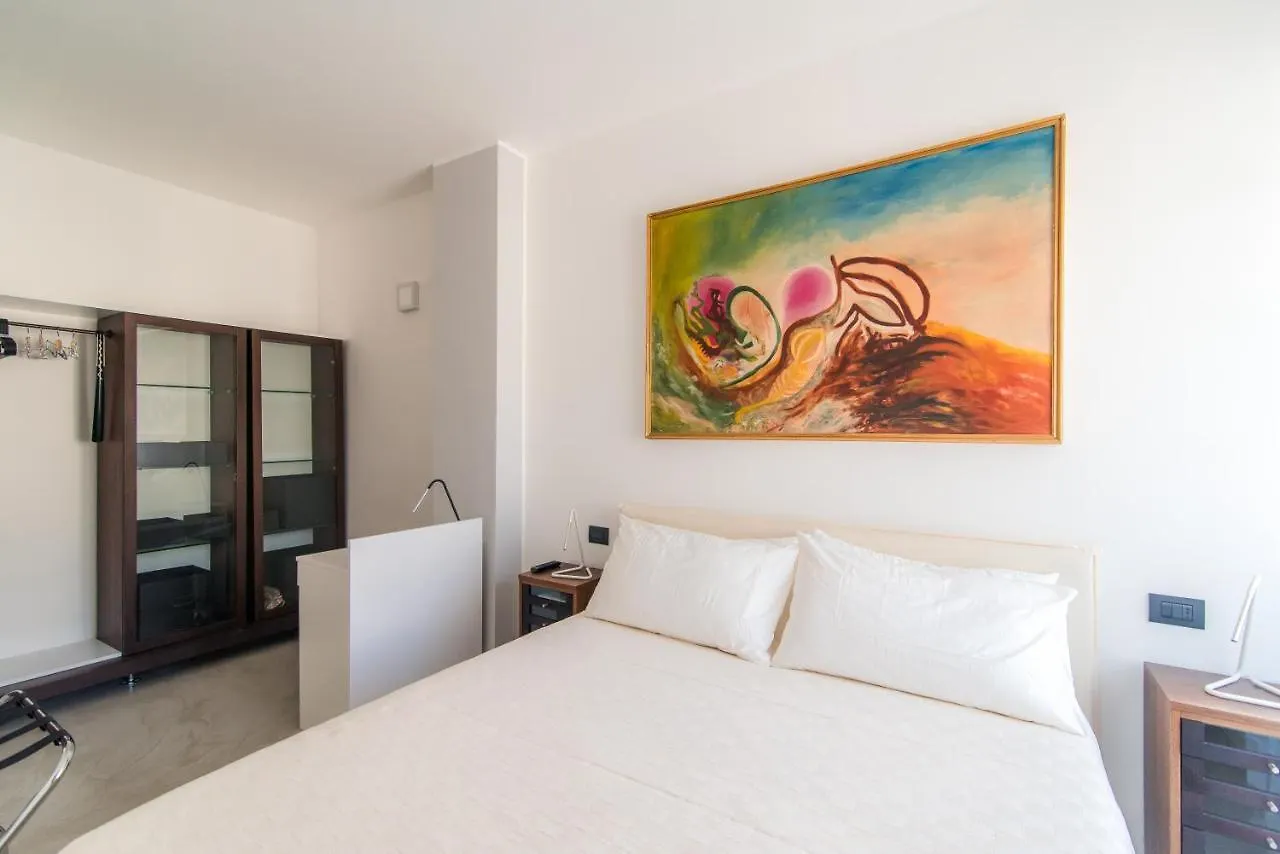 Ng Apartment - Downtown 코모
